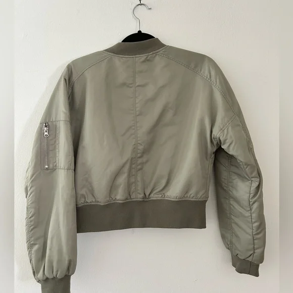 H&M NYLON BOMBER JACKET Light khaki green - Picture 8 of 9